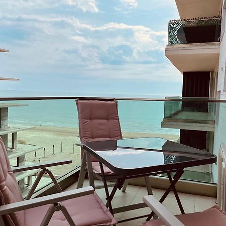 Sea View Luxury Apartament Năvodari Exteriér fotografie