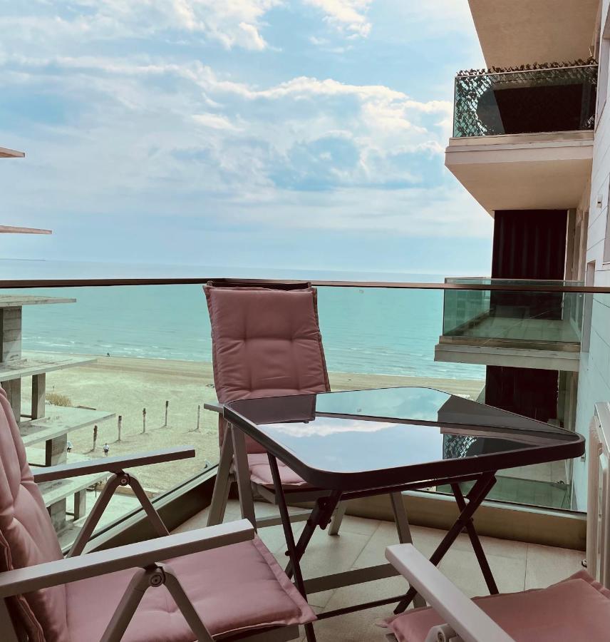 Sea View Luxury Apartament Năvodari Exteriér fotografie