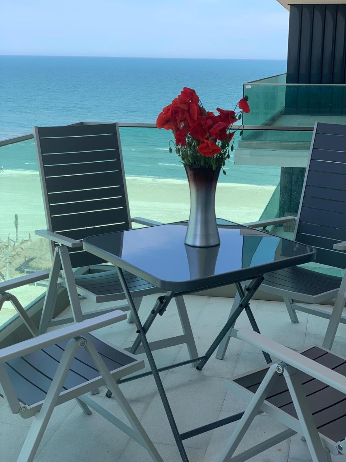 Sea View Luxury Apartament Năvodari Exteriér fotografie